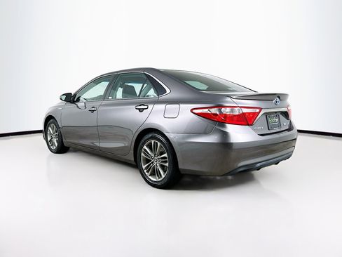 Used 2015 Toyota Camry SE image 5