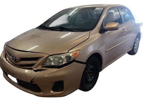 Used 2012 Toyota Corolla LE FWD image 1