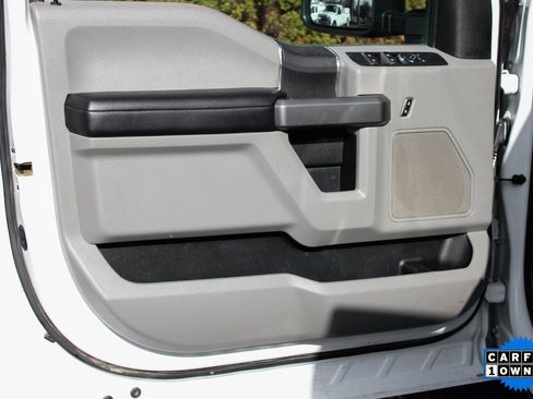 Used 2020 Ford F550 XLT image 13