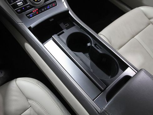 Used 2020 Lincoln MKZ Reserve w/ Elements Package image 17