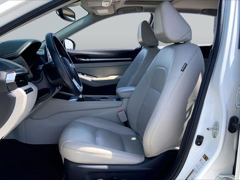 Used 2019 Nissan Altima 2.5 SL FWD image 8