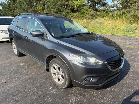 Used 2015 MAZDA CX-9 Touring w/ Touring Technology Package AWD/4WD image 4
