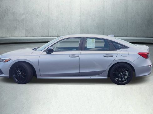 Used 2023 Honda Civic Sport image 15