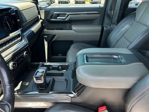 Used 2022 Chevrolet Silverado 1500 ZR2 AWD/4WD image 32