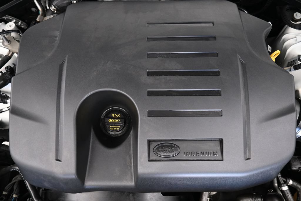 Used 2023 Land Rover Defender 110 X-Dynamic SE AWD/4WD image 29