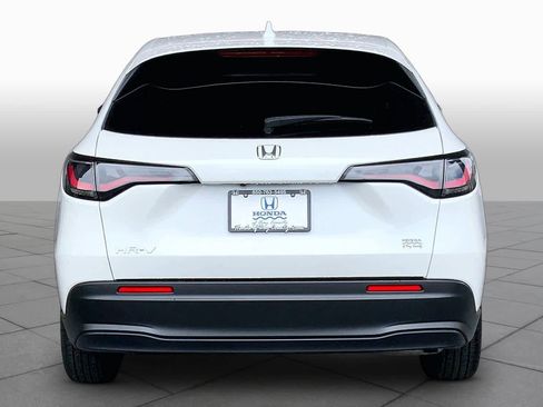 Used 2026 Honda HR-V LX image 5