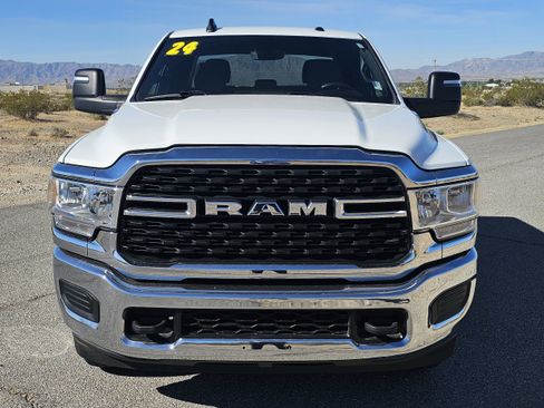 Used 2024 RAM 3500 Big Horn image 2