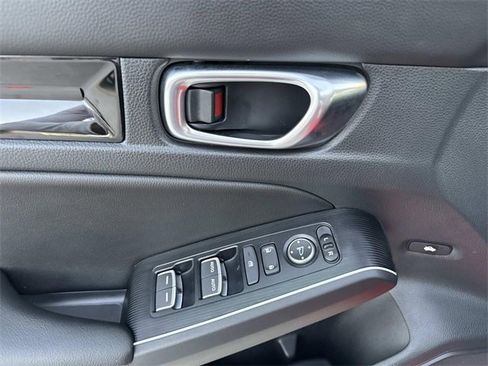 Certified 2025 Honda Civic Sport Touring image 20