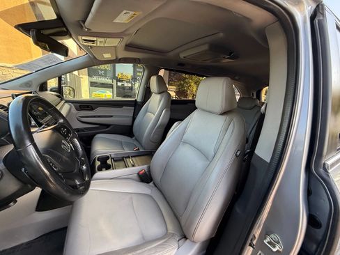 Used 2018 Honda Odyssey EX-L image 12