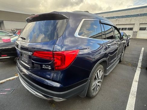 Used 2018 Honda Pilot Elite image 3