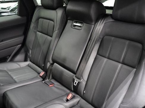Used 2019 Land Rover Range Rover Sport HSE AWD/4WD image 16
