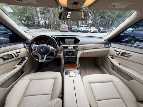 Used 2014 Mercedes-Benz E 350 Sedan image 7