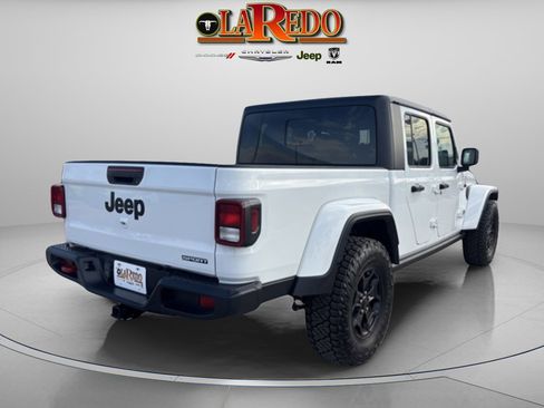 Used 2021 Jeep Gladiator Sport image 7