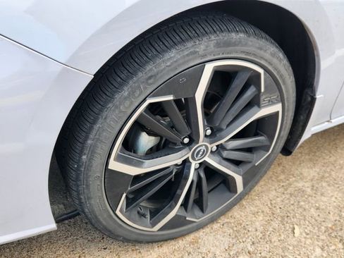 Used 2023 Nissan Altima 2.5 SR image 10