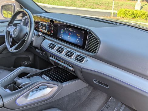 Certified 2024 Mercedes-Benz GLE 450e 4MATIC image 35