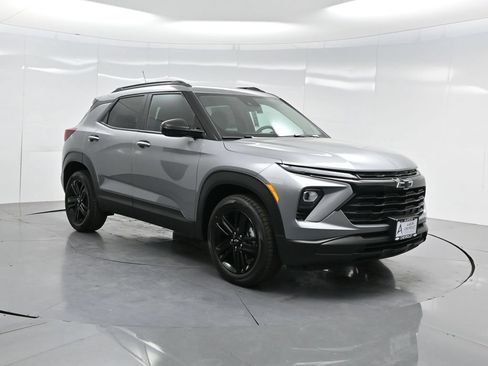New 2026 Chevrolet TrailBlazer LT w/ Midnight Edition FWD image 45