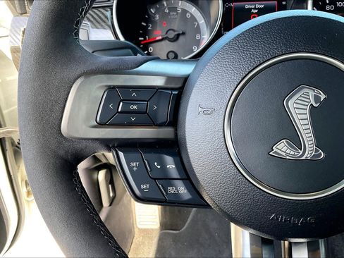 Used 2019 Ford Mustang Shelby GT350 w/ Technology Package RWD image 19