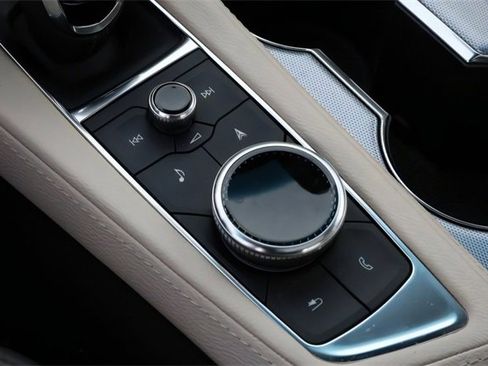 Used 2025 Cadillac CT4 Premium Luxury image 20