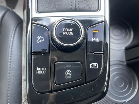 Used 2025 Kia Sportage EX w/ Premium Package FWD image 38