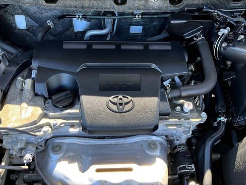 Certified 2016 Toyota RAV4 LE image 32