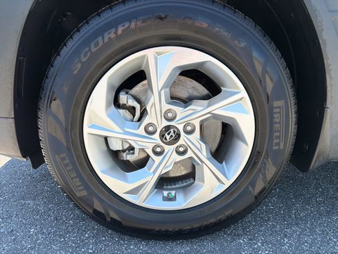 Certified 2023 Hyundai Tucson SEL FWD image 9