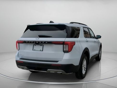 New 2026 Ford Explorer Active image 28