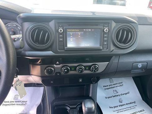 Used 2017 Toyota Tacoma SR w/ Tow Package AWD/4WD image 19