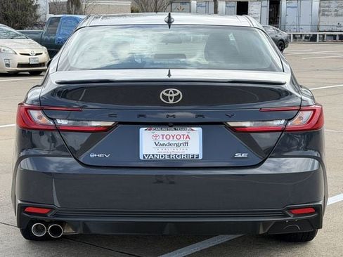 Certified 2025 Toyota Camry SE image 5