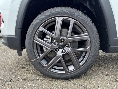 New 2026 Jeep Compass Limited w/ Sun, Sound & Navigation Group image 24