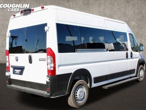New 2025 RAM ProMaster 2500 w/ Convenience Group FWD image 7
