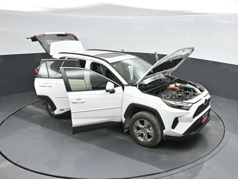 Used 2024 Toyota RAV4 XLE w/ Convenience Package image 49