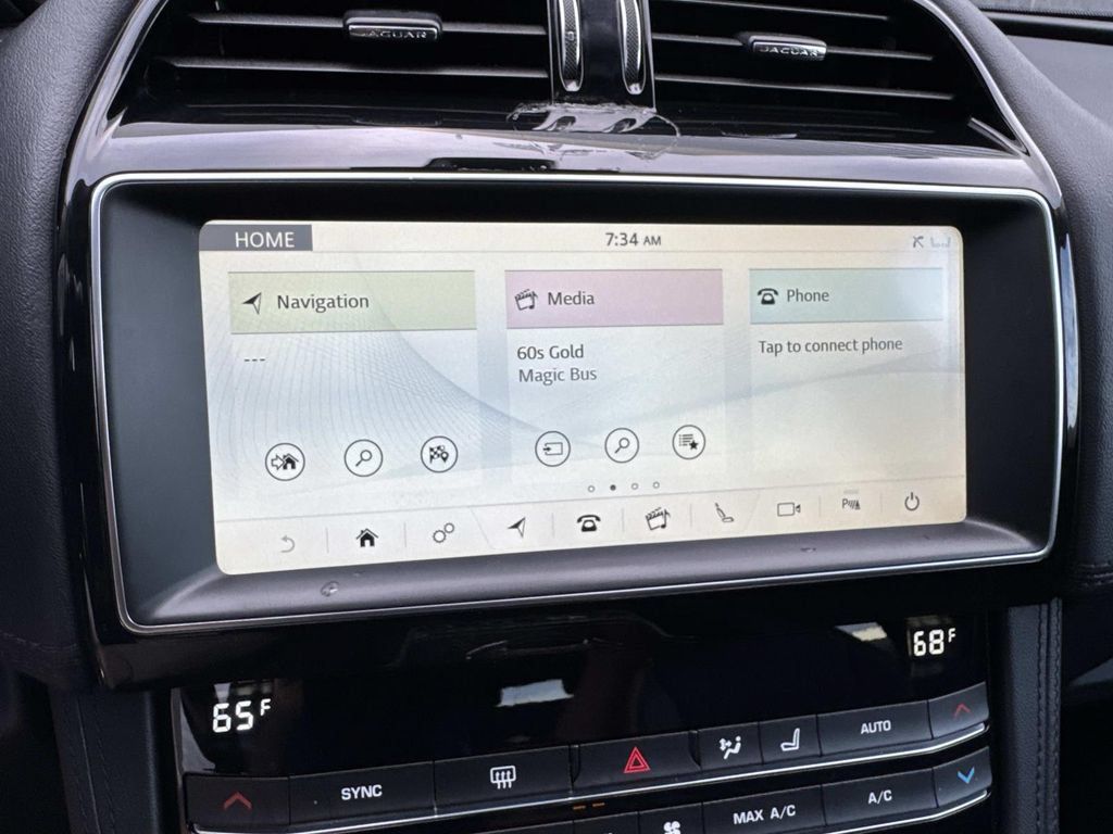 Certified 2020 Jaguar F-PACE Prestige AWD/4WD image 25