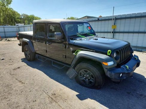 Used 2021 Jeep Gladiator Sport w/ Auxiliary Switch Group AWD/4WD image 2