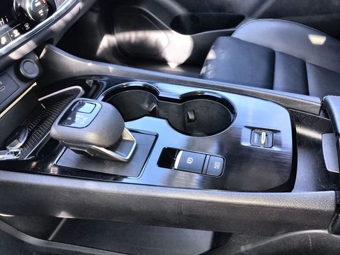 Used 2025 Nissan Rogue SL w/ Tech Package image 21