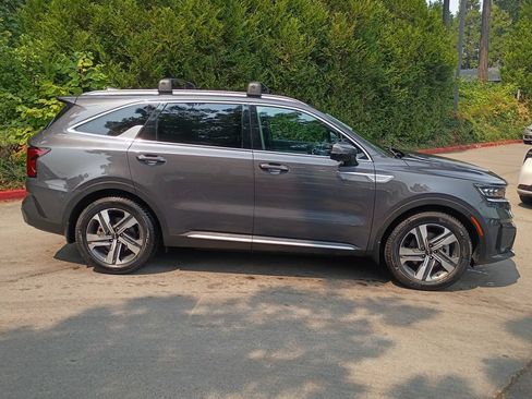 Used 2023 Kia Sorento SX Prestige AWD/4WD image 3