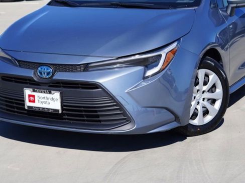 Used 2024 Toyota Corolla LE FWD image 6