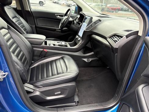 Used 2024 Ford Edge SEL image 17