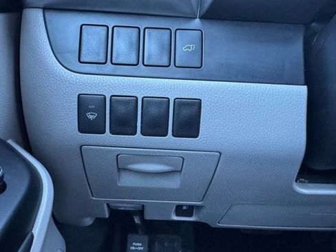 Used 2015 Toyota Highlander XLE image 31