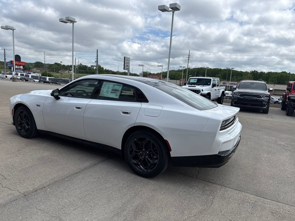 New 2026 Dodge Charger R/T w/ Blacktop Package AWD/4WD image 3
