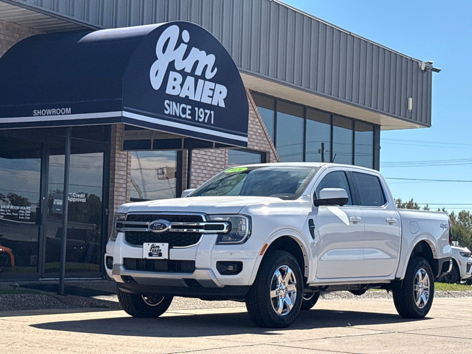 New 2026 Ford Ranger Lariat w/ Chrome Accent Package AWD/4WD image 1