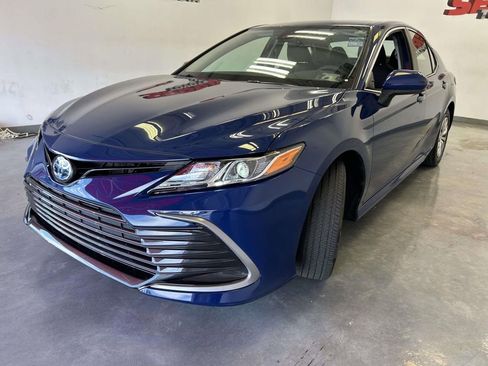 Used 2024 Toyota Camry LE FWD image 7