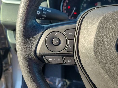 Used 2025 Toyota RAV4 XLE w/ Convenience Package FWD image 21