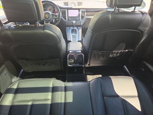 Used 2018 Porsche Macan S AWD/4WD image 22