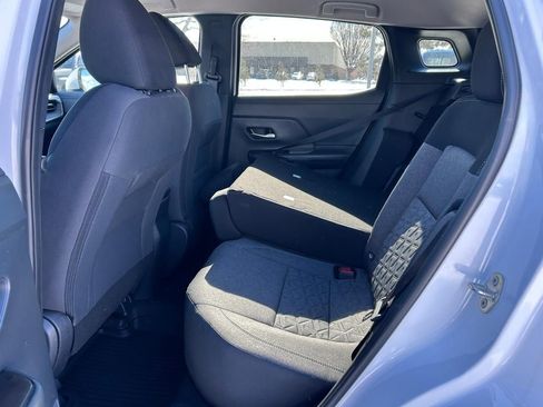 Used 2025 Nissan Kicks SV image 17