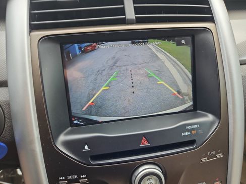 Used 2012 Ford Edge SEL AWD/4WD image 17