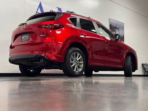Used 2024 MAZDA CX-5 AWD 2.5 S w/ Preferred Package image 4