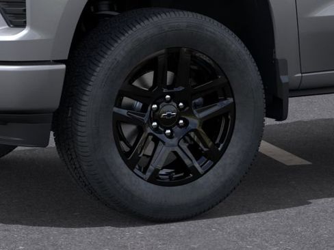 New 2026 Chevrolet Silverado 1500 Custom RWD image 9