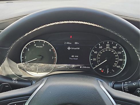 Used 2021 INFINITI QX50 Luxe AWD/4WD image 16
