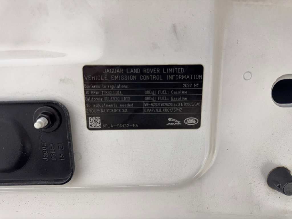 Used 2022 Land Rover Defender 110 SE AWD/4WD image 75