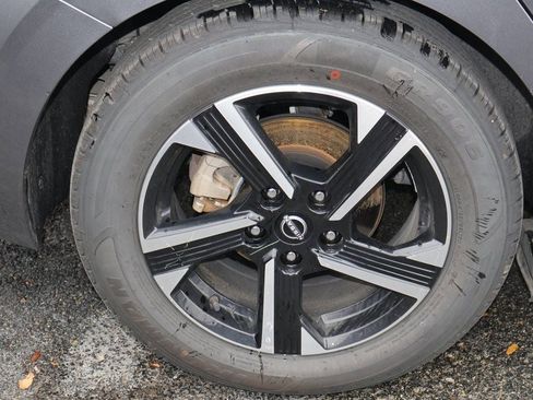 Used 2024 Nissan Sentra SV image 8